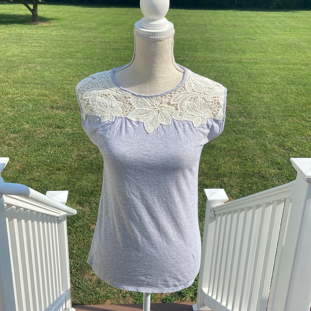 Ann Taylor LOFT crochet knit top EUC